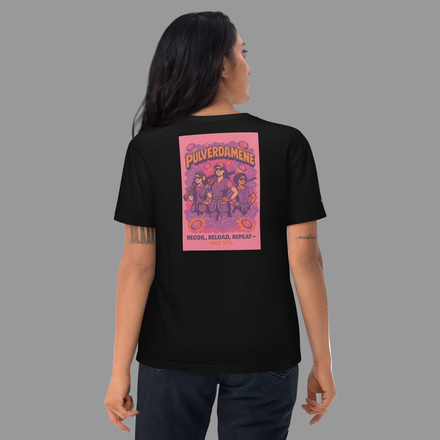 Pulverdamene The Original Unisex black tee - For Girls Who Shoot